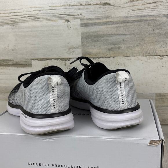 APL womens 11 Techloom Pro Sneaker black white running shoe athletic tennis shoe - Picture 4 of 8